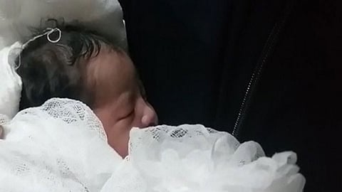 Newborn girl child throw in Garbage miraj news