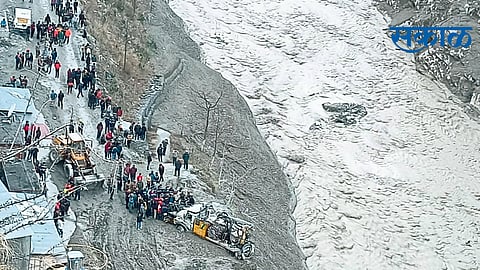 देश उत्तराखंडच्या पाठिशी - मोदी
