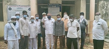 अवैध वाळू उपसा थांबवा अन्यथा उपोषणाला बसू; संतप्त शेतकऱ्यांनी दिला इशारा !