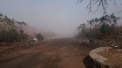 वल्लभनगर परिसरात धूरच धूर