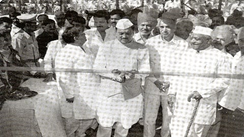 माणसं आणि जीवाभावाचे कार्यकर्ते हाच विलासकाकांचा हाेता श्वास !