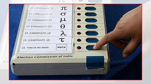 नांदेड : नगरपरिषदा, नगर पंचायतीसाठी मतदान सुरु