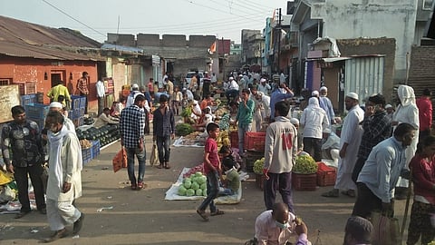 Weekly Market In Covid At Takali Rajeray