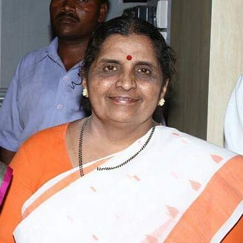 Well Known social worker Aparna Ramtirthkar passed away in Solapur