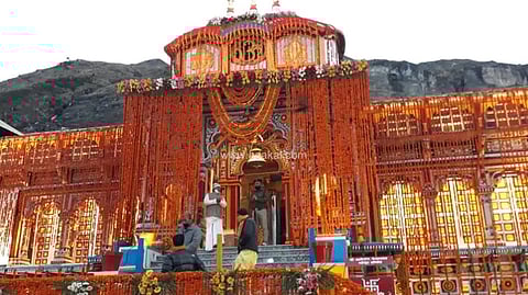 What has happened in the country today is special; The doors of Badrinath temple opened at the divine moment