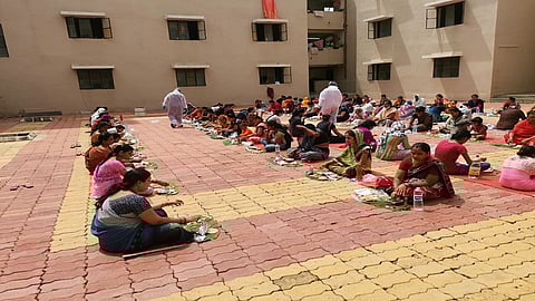 कोव्हीड केअर.jpg