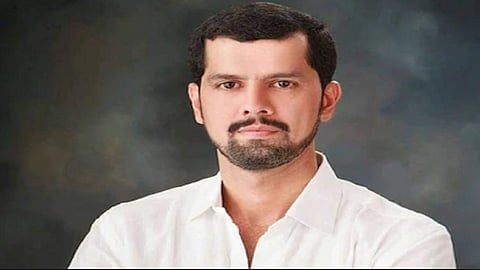 बालपणाच्या मित्राने केली मटका किंग जिग्नेश ठक्करची हत्या; कार्यालयातून बाहेर पडताना बेछूट गोळीबार