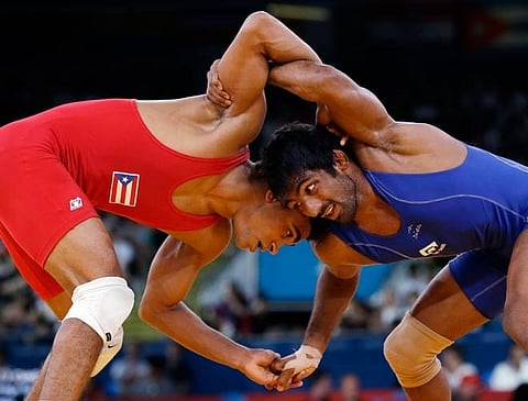 मास्क वापरून कुस्ती? कसं शक्य होईल..? कोरोनानंतर नजिकच्या काळात राज्यातही कुस्ती स्पर्धा अवघड