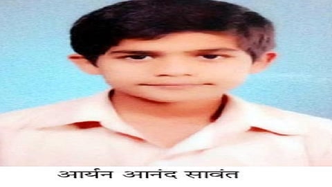 Touchless hand sanitizing machine lockdown holidays made by aaryan