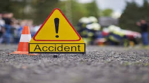 senior citizen died in road accident kolhapur