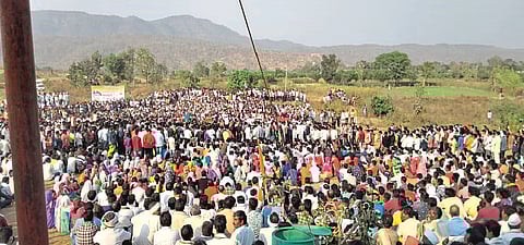 last rites of martyr soldier kailas dahikar in achalpur of amravati