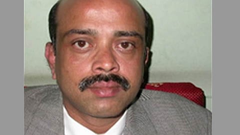 Dr Deepak Amrapurkar