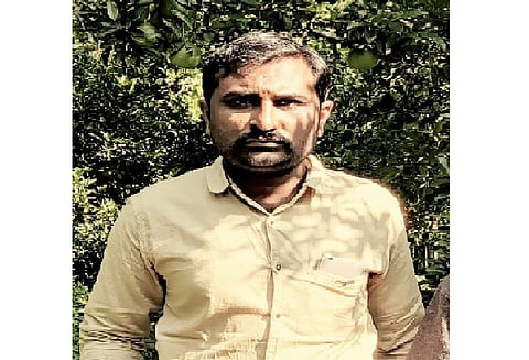 educated youth earn 40 lakh profit through orange farming in amravati