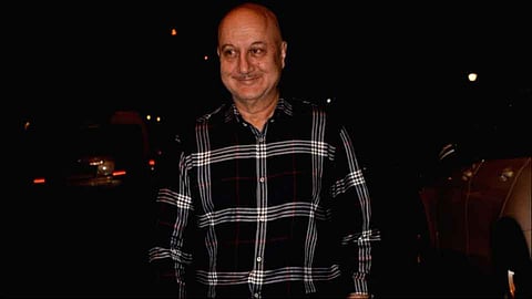 quarantine fun anupam Kher feels his hair may start growing and shares pictures in different hairstyles