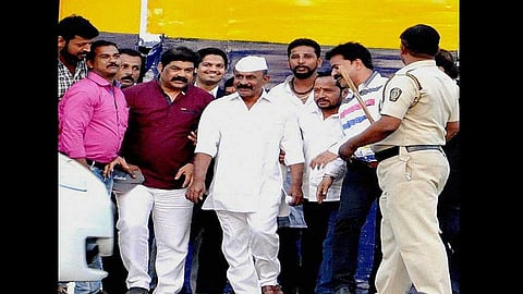 'डॅडी'च्या जन्मठेप पुनर्विचार याचिकेवर मुंबई हायकोर्टाने दिला 'मोठा' निर्णय