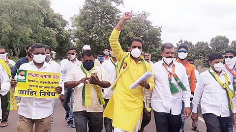 दूध दराबाबत राष्ट्रीय समाज पक्षातर्फे बारामतीत आंदोलन