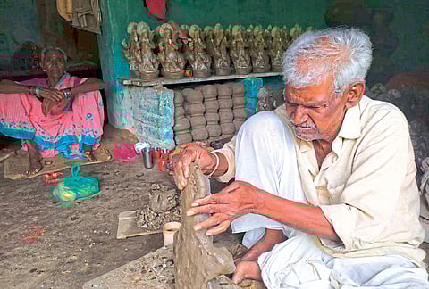 Corona causes artisans in big financial crisis