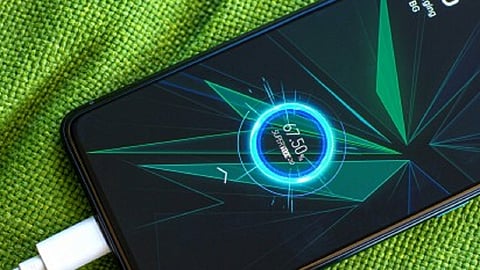 realme fast charger battery