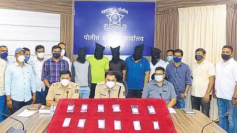 Two gangs of robbers arrested in kolhapur