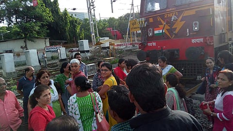 deccan queen railway agitation