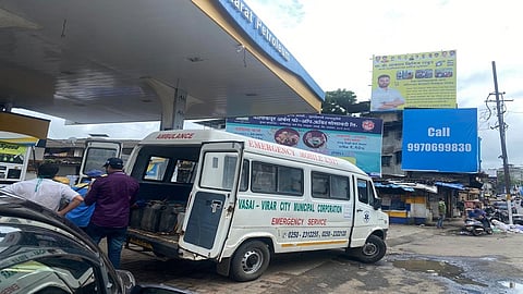 काय सांगता.. रुग्णवाहिकेतून होतेय चक्क डिझेलची वाहतूक; वाचा कुठे घडलाय हा प्रकार...