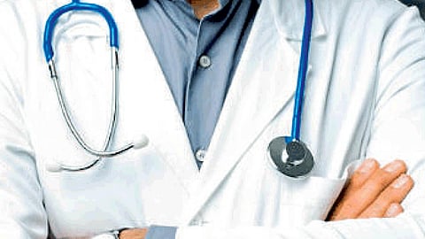 Doctors do not touch patients without payment