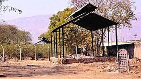 asthi of corona bodies are still in Cemetery