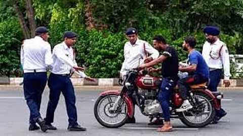 traffic police asked for money even after showing all documents