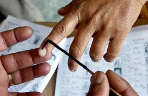 today is voting for nagpur graduation constituency election