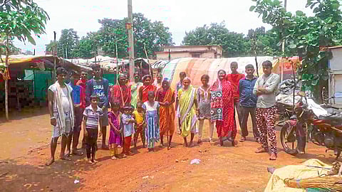 सडक अर्जुनी : उपेक्षिततेचे जीवन जगत असलेले बहुरूपी समाजबांधव.