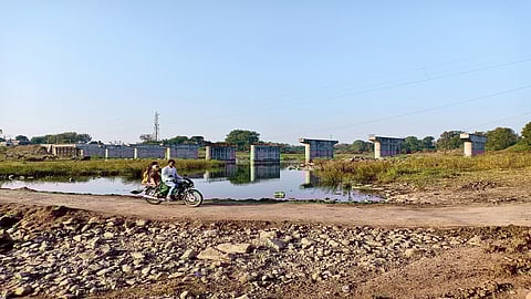 making of a bridge is stopped from last 7 months in Gumgaon