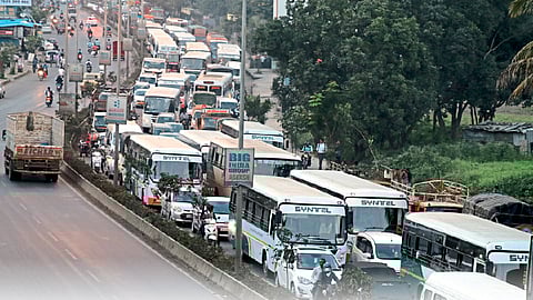 ‘आयटीयन्स’ची डोकेदुखी