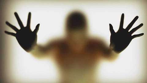 zee yuva girls hostel