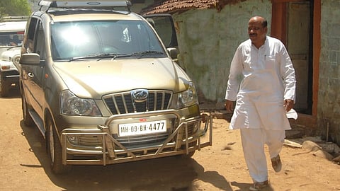 k p patil vehicle story by sandeep khandekar