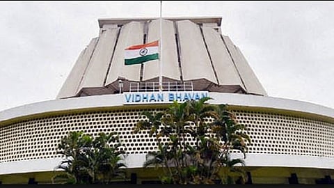 President of legislative assembly of maharashtra nana patole took all expanses of education of poor girl