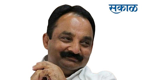 राष्ट्रवादींतर्गत बंडाळी उफाळली? मकरंद पाटलांच्या भूमिकेकडे खिळून राहिल्यात नजरा