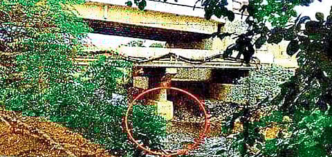 Mankapur threat due to faulty flyover