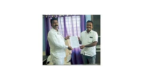 म्हसवड पालिकेच्या उपाध्यक्षांवर अविश्वास ठराव दाखल