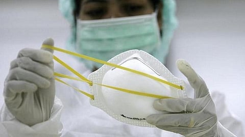 ...अन्  कोरोनाच्या धास्तीमुळे २० कामगार पळाले!