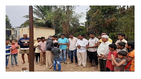 Belewadi's soldiers Gave Mallakhamba lessons while the are on vacation Kolhapur Marathi News