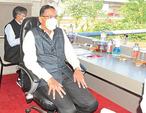The meeting of the General Manager of Railways was just a formality; No statement, no discussion, no assurance