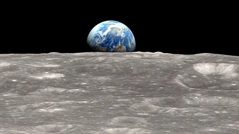 moon-land2-(432x720).jpg