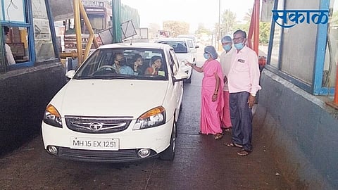 checking in kognoli to enter a vehicle in karnataka checking in border belgaum