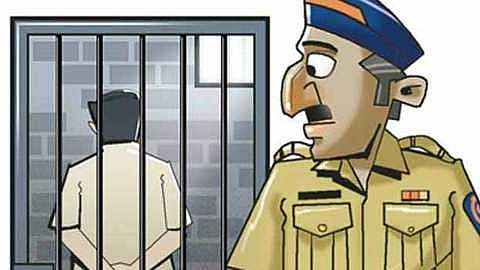 पैशाच्या हव्यासापोटी लग्नाच्या बेडीऐवजी पोलिस कोठडीची जोडी