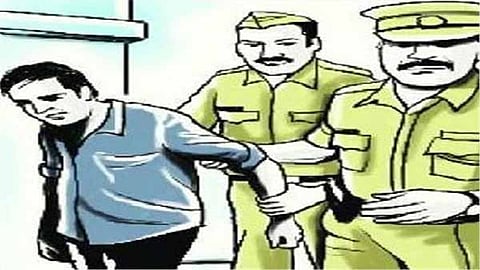 युवतीची सव्वाकोटींची फसवणूक करणारा भामटा अटकेत, पुणे आरटीओतील नोकरीचे दाखविले आमिष