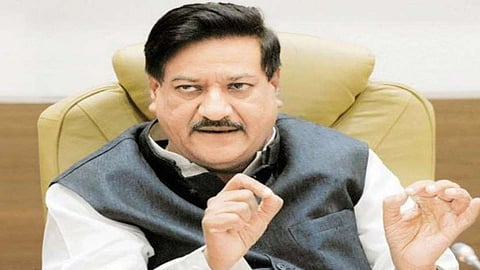 अमेरिका, रशिया पुढं झुकायचं नाही, हे नेहरूंच धोरण; 'परराष्ट्र'वरुन चव्हाणांचे मोदींवर टीकास्त्र