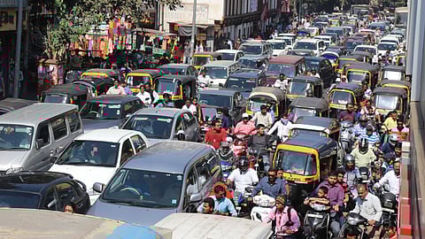 #PuneTraffic बेशिस्त वाहनचालकांवर कारवाई हवीच