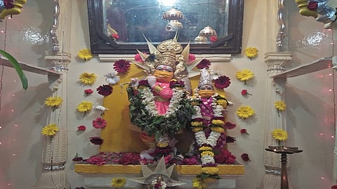 radha krishna mask.jpg