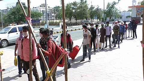 नांदेडहून पश्चिम बंगालला श्रमिक रेल्वे रवाना