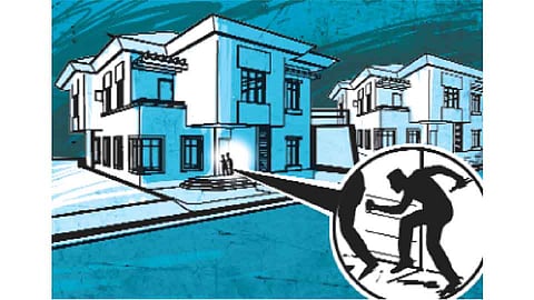 Four lakhs are gone and there is no debt